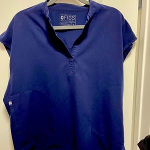 Used women’s figs Rafaela scrub top. Medium